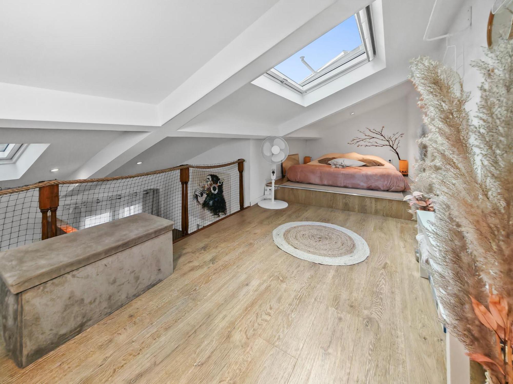 Loft Duplex A 2 Min De Paris - Parking Gratuit Διαμέρισμα Le Pré-Saint-Gervais Εξωτερικό φωτογραφία
